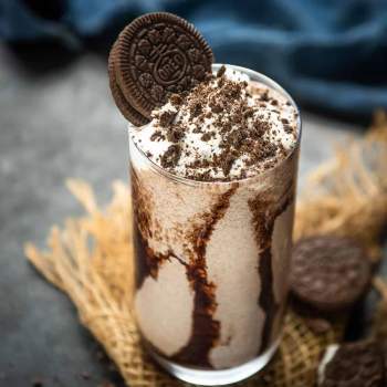 Oreo Milk Shake